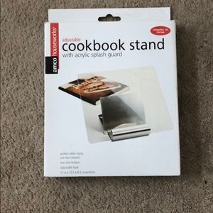 New adjustable cookbook stand